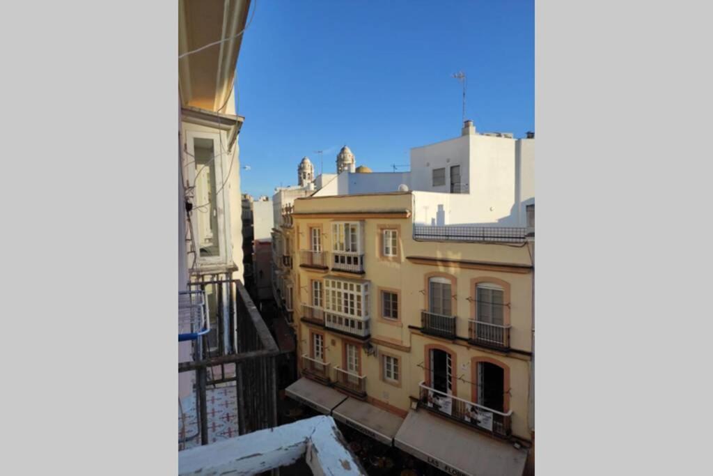 La Casa De Las Flores By Gades Gestion كاديز المظهر الخارجي الصورة